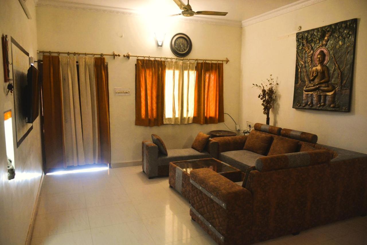 Malaiya Homestay - Grandeur Living Experience Jabalpur Exterior foto