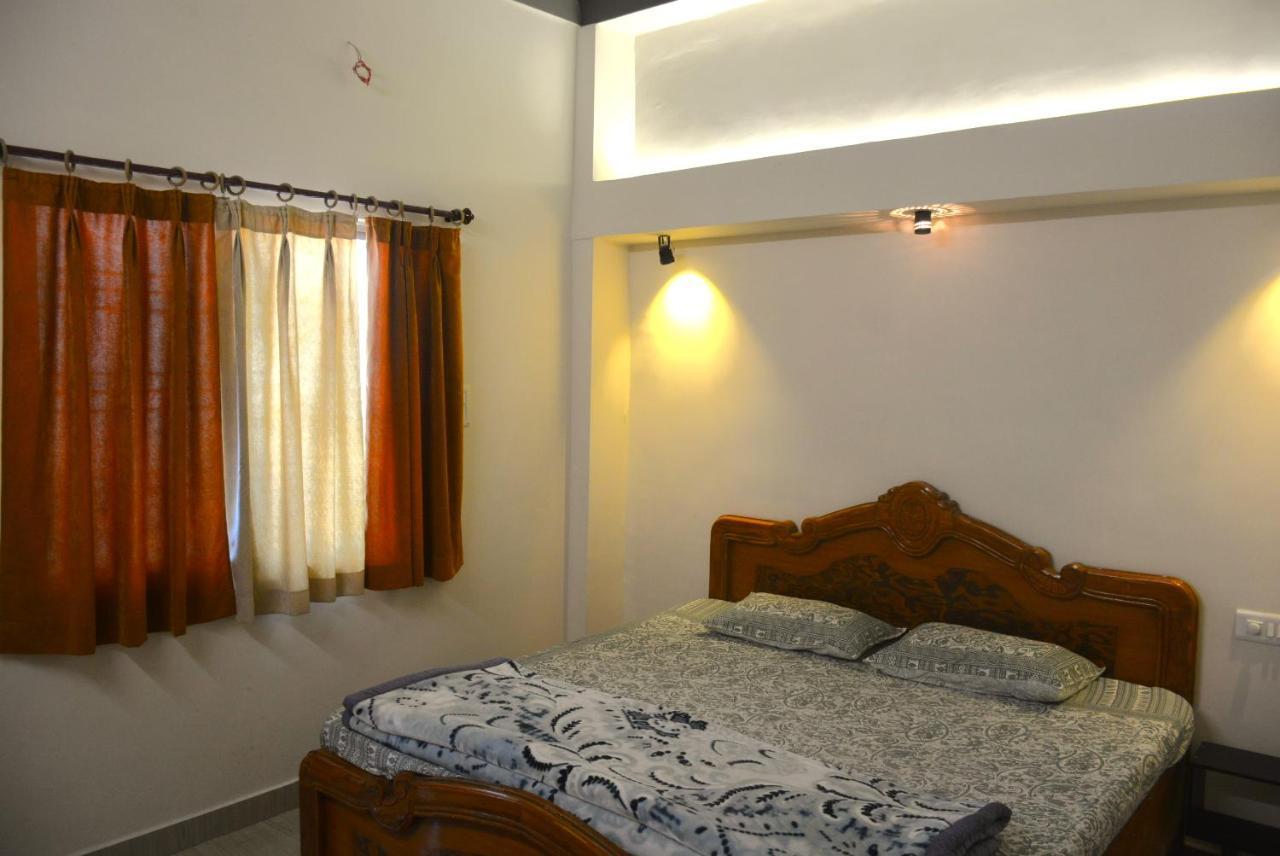 Malaiya Homestay - Grandeur Living Experience Jabalpur Exterior foto